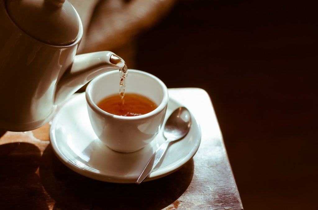 tea, hot, cup, table, nature, tea-time, break, tea cup, herbal, leaf, beverage